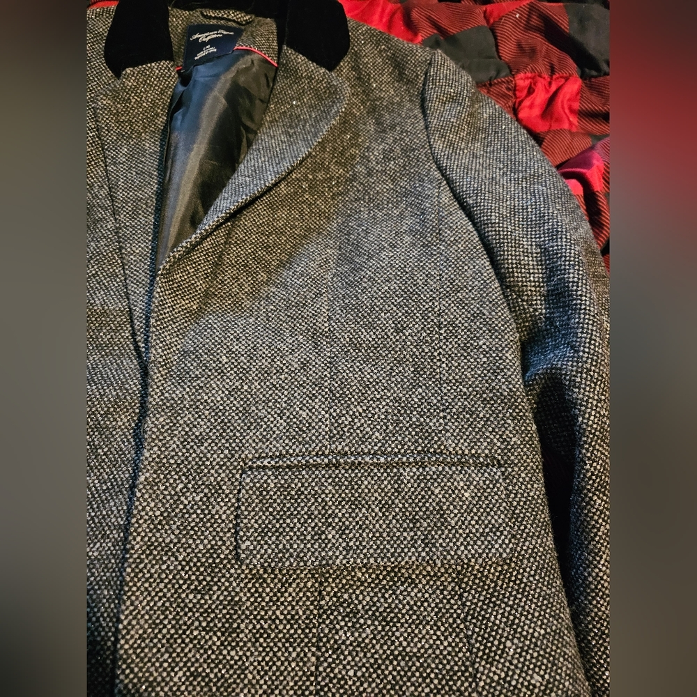 Blazer - Picture 3 of 5